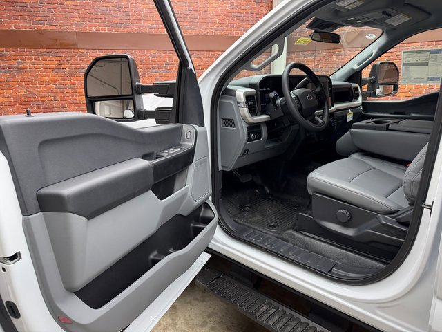 New 2026 Ford F350 XL image 8