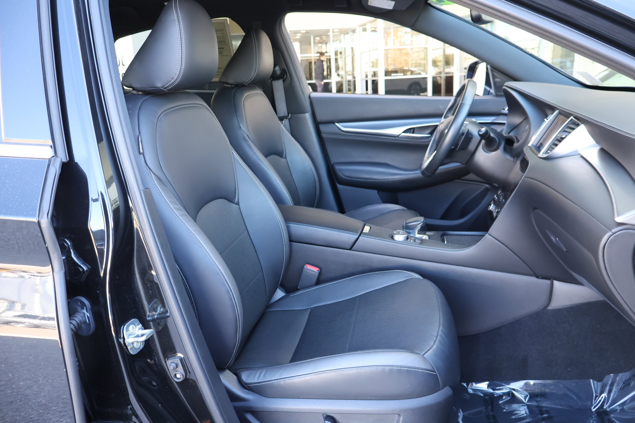 Certified 2022 INFINITI QX55 Essential w/ Proassist Package image 23