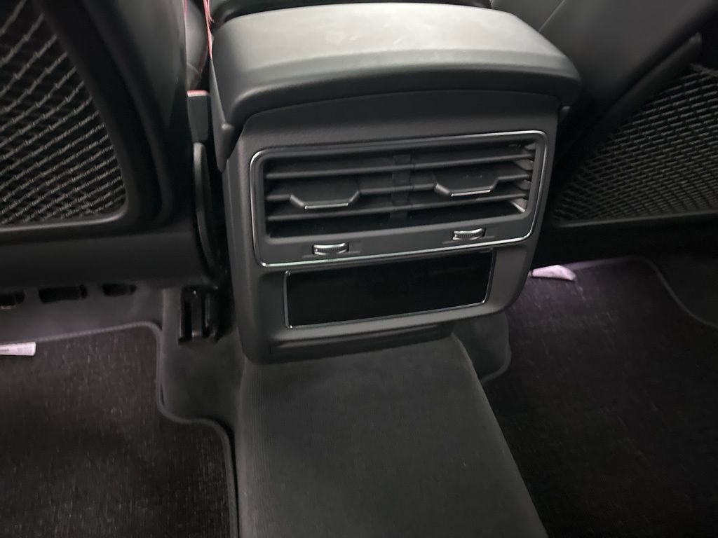Used 2022 Audi RS Q8 image 24