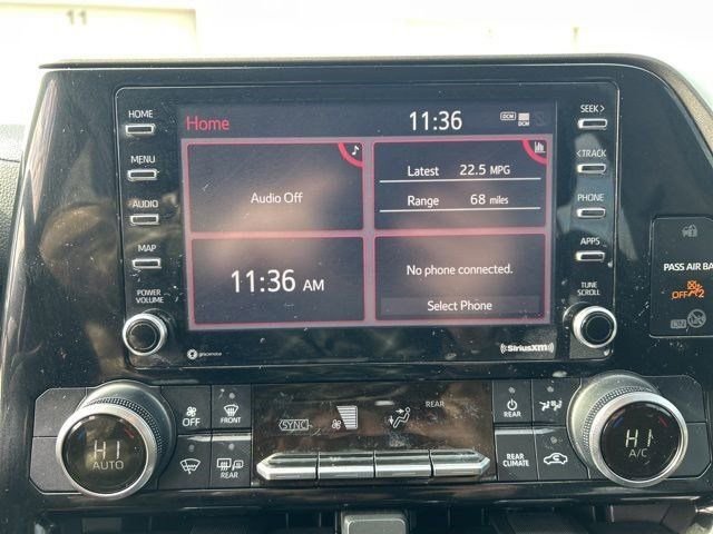 Used 2022 Toyota Highlander L image 21