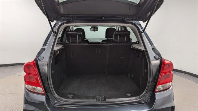 Used 2021 Chevrolet Trax LT image 18