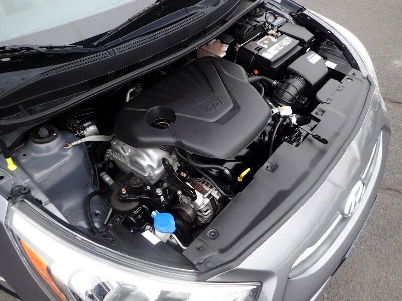 Used 2017 Hyundai Accent SE image 19