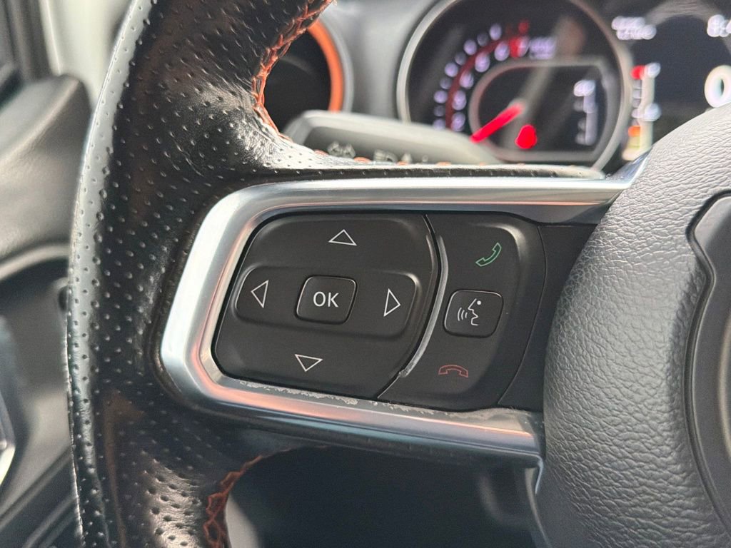 Used 2021 Jeep Gladiator Mojave w/ Cold Weather Group image 21