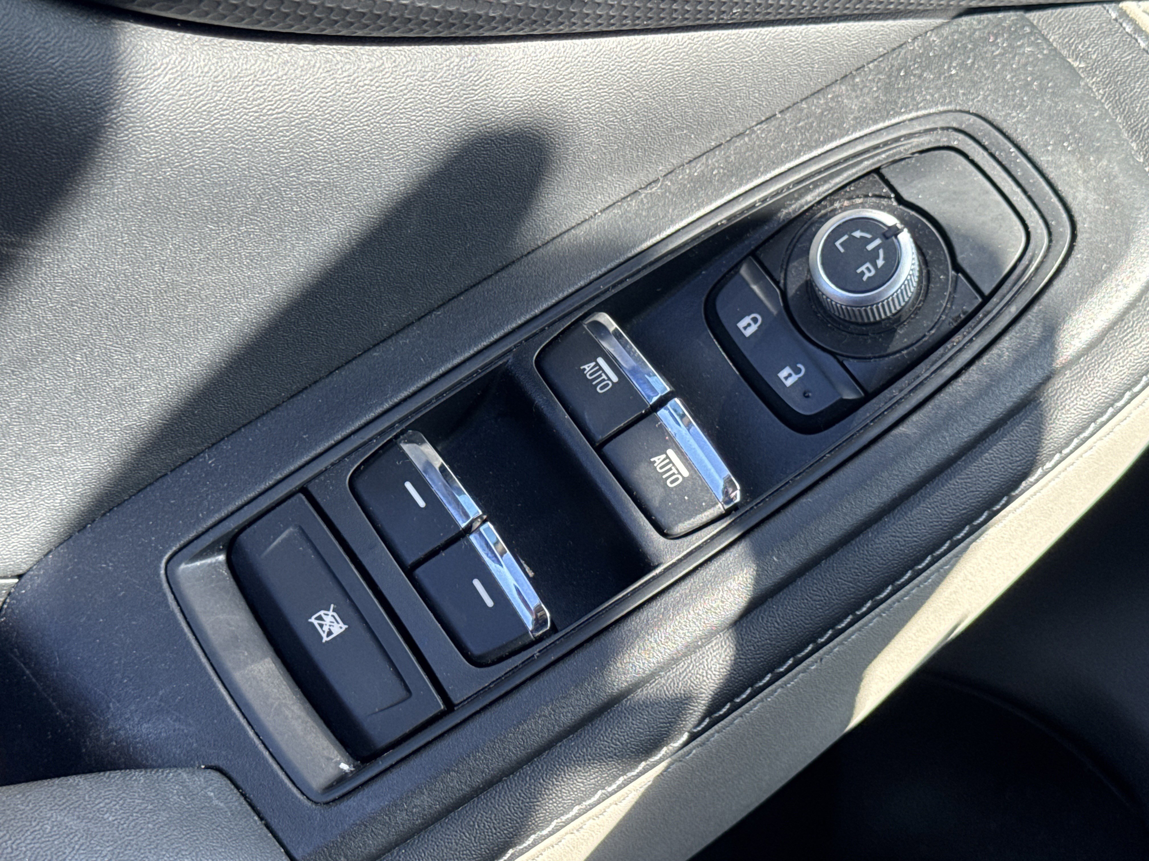 Certified 2023 Subaru Forester Limited image 24