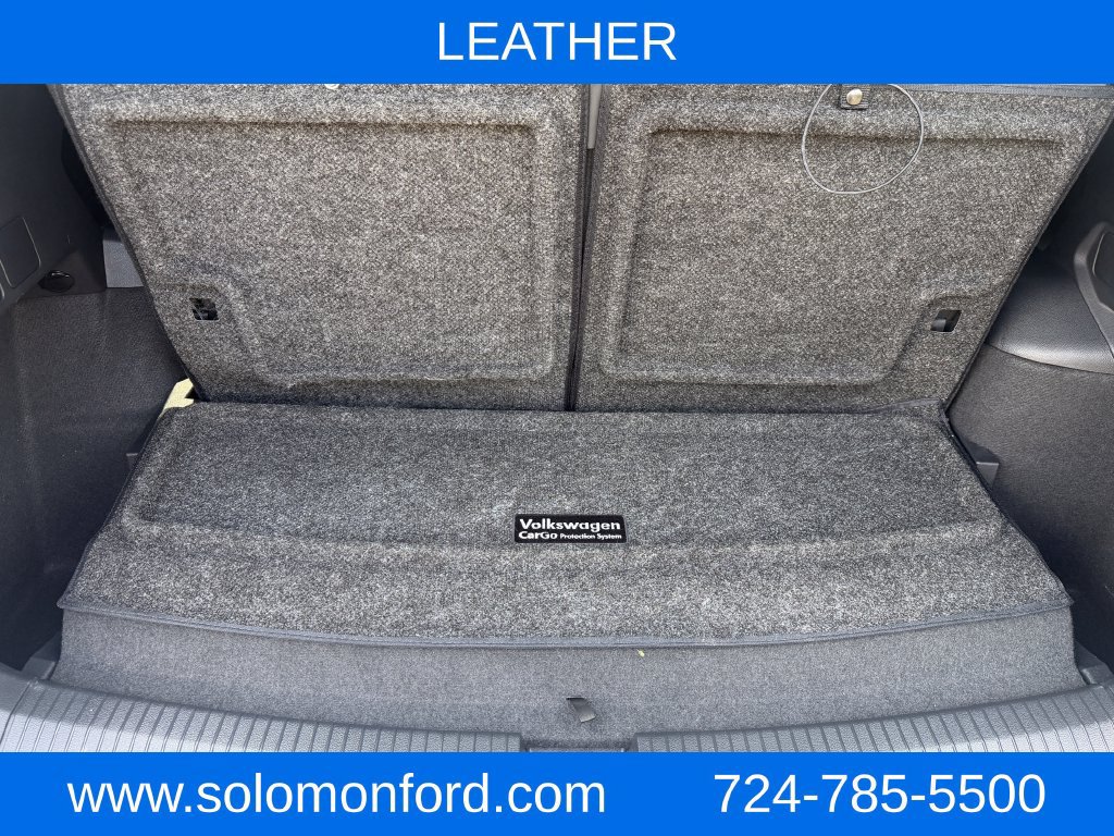 Used 2023 Volkswagen Tiguan SE R-Line FWD image 15