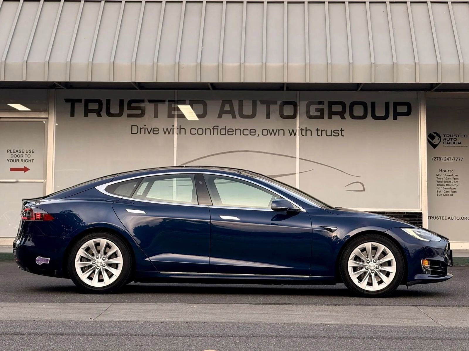 Used 2018 Tesla Model S 100D image 5