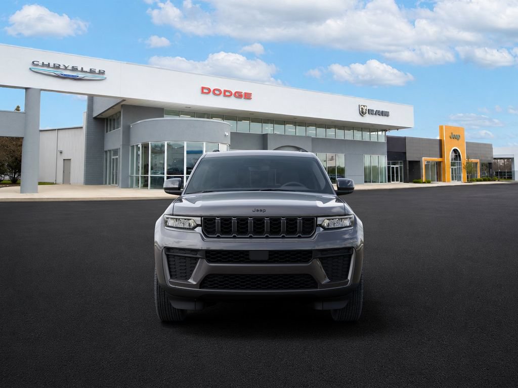 New 2026 Jeep Grand Cherokee Altitude AWD/4WD image 6