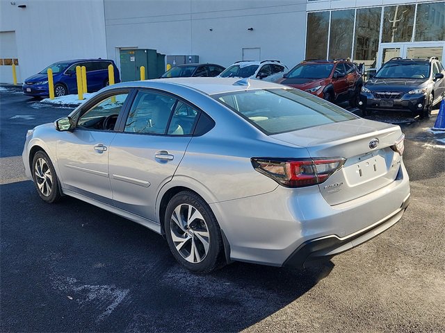 Used 2023 Subaru Legacy Premium image 4