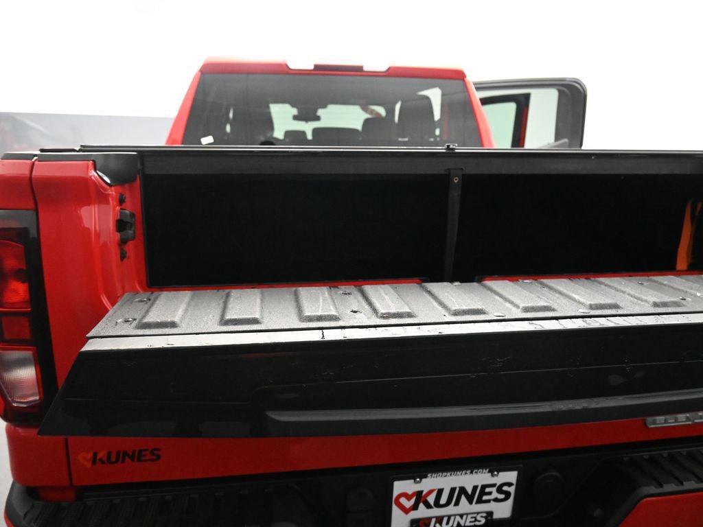 Used 2022 GMC Sierra 1500 Elevation image 24