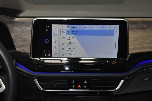 Used 2024 Volkswagen Atlas SEL Premium R-Line image 17