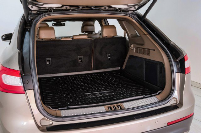 Used 2016 Lincoln MKX Reserve w/ Technology Package FWD image 56