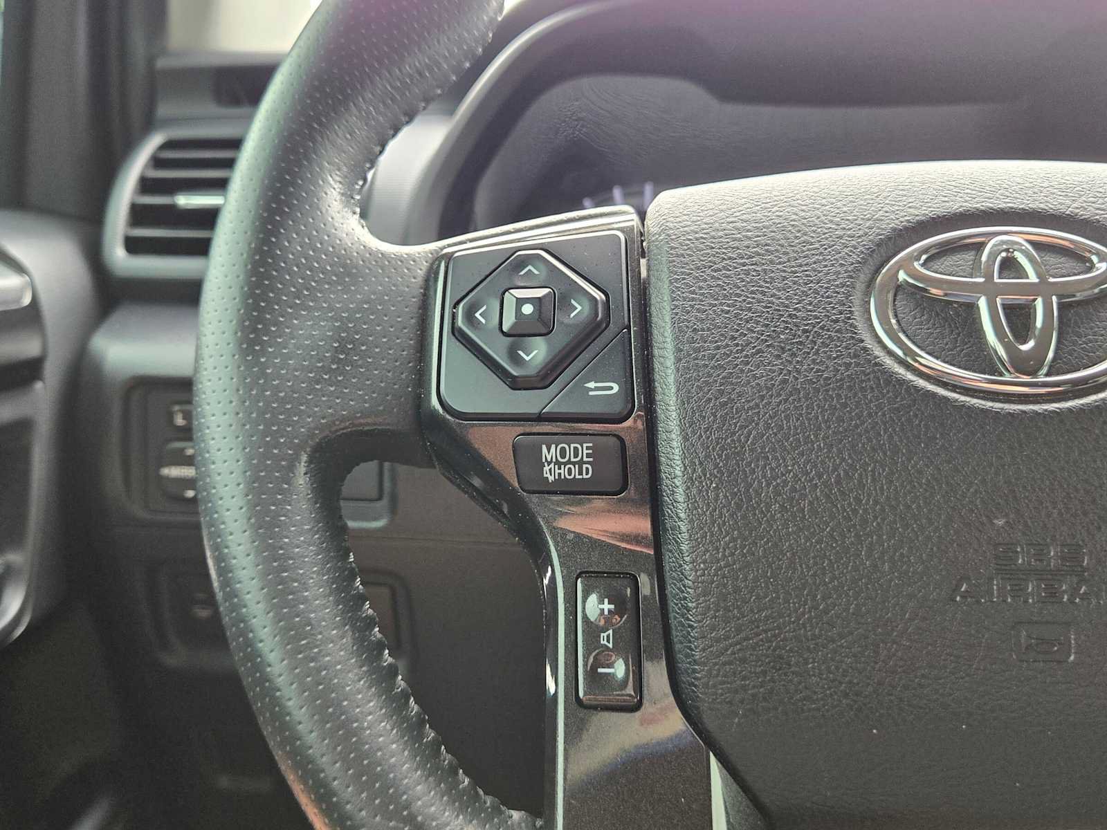 Used 2018 Toyota 4Runner TRD Pro AWD/4WD image 31