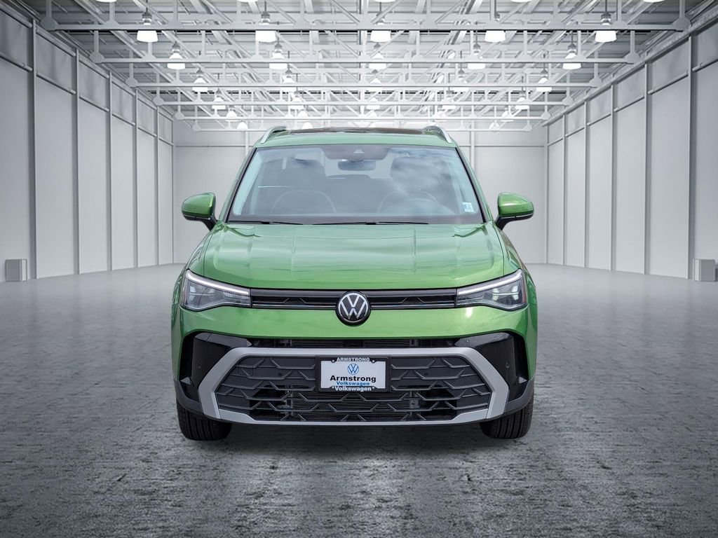 New 2026 Volkswagen Taos SE AWD/4WD image 8