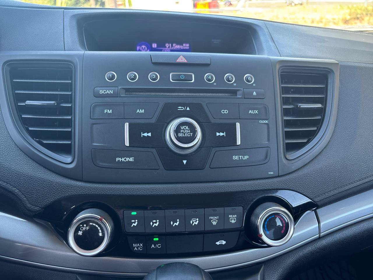 Used 2015 Honda CR-V LX image 12