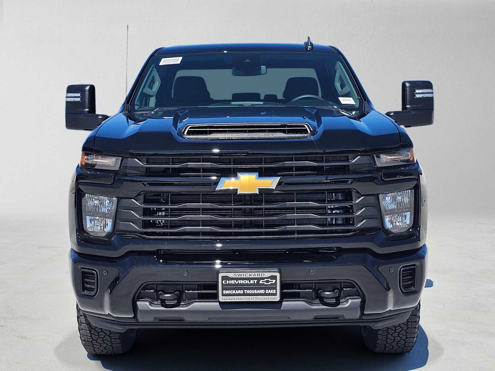 New 2026 Chevrolet Silverado 2500 Custom w/ Custom Value Package AWD/4WD image 8