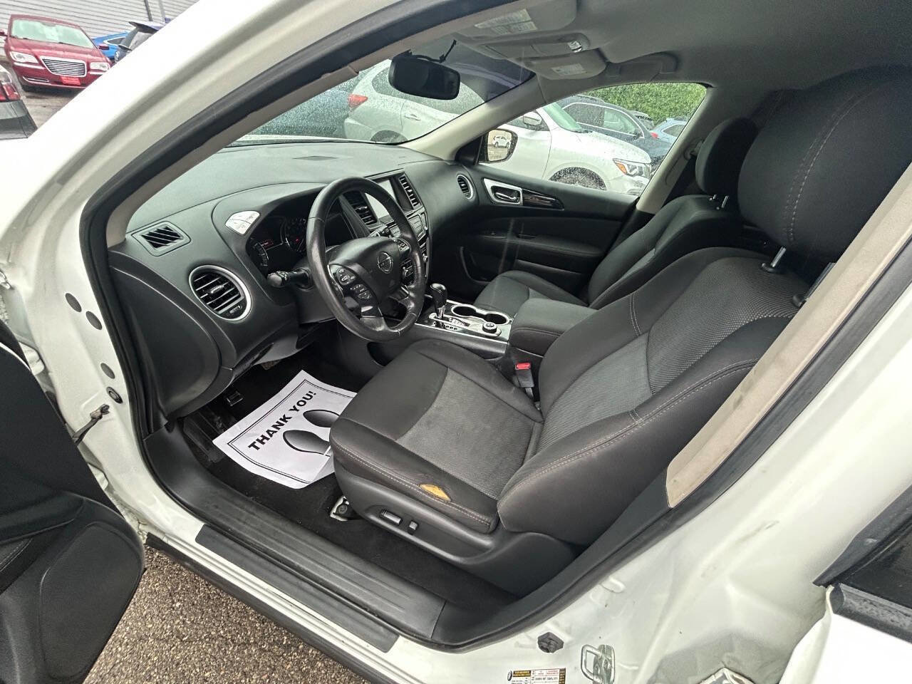 Used 2017 Nissan Pathfinder SV AWD/4WD image 5