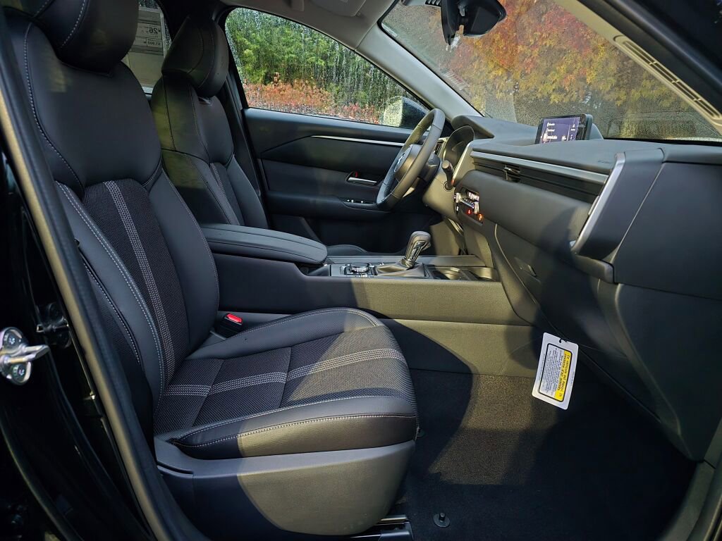 New 2026 MAZDA CX-50 AWD 2.5 S w/ Weather Package image 25