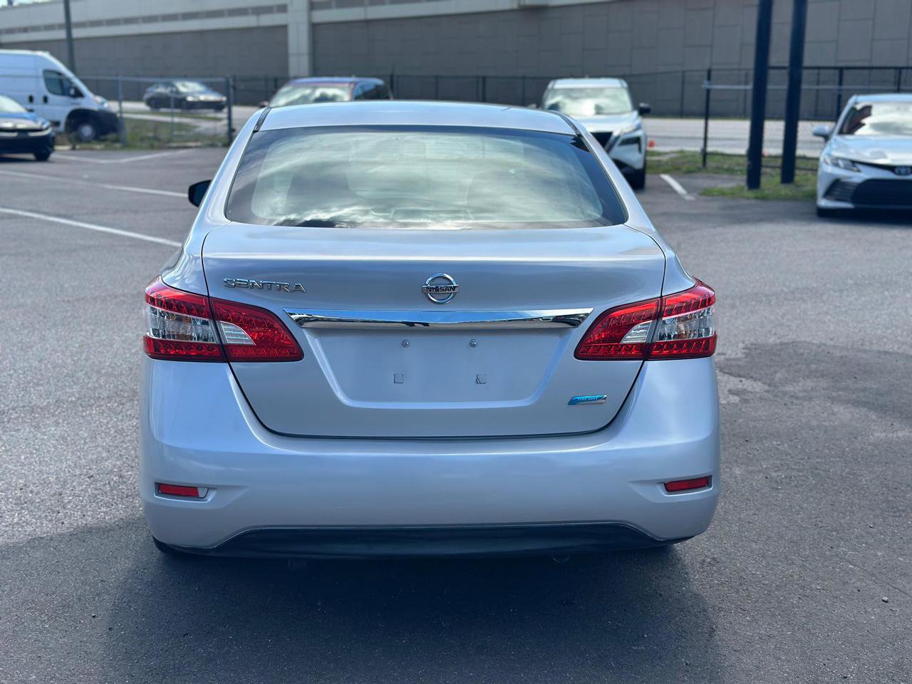 Used 2013 Nissan Sentra S FWD image 6