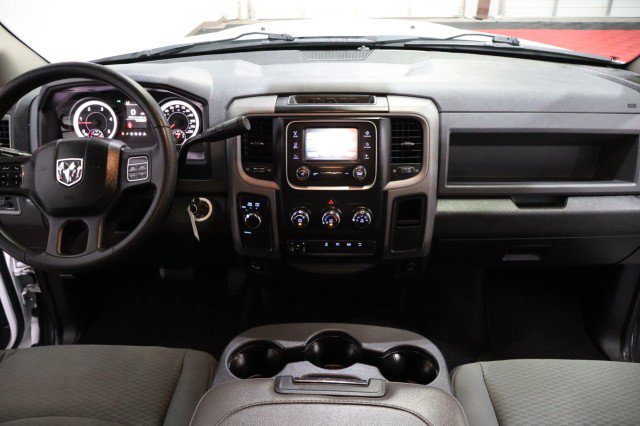 Used 2014 RAM 3500 Tradesman w/ Chrome Appearance Group AWD/4WD image 7