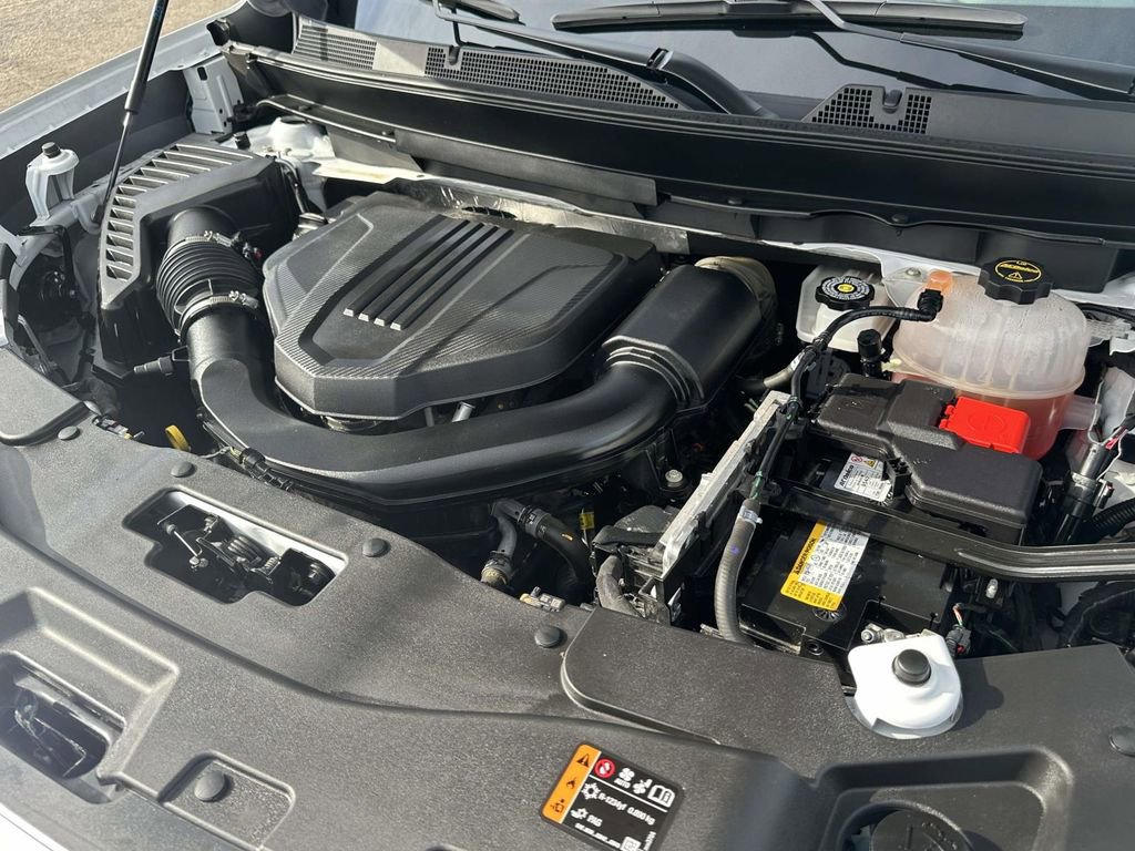 Certified 2024 GMC Acadia Denali image 11