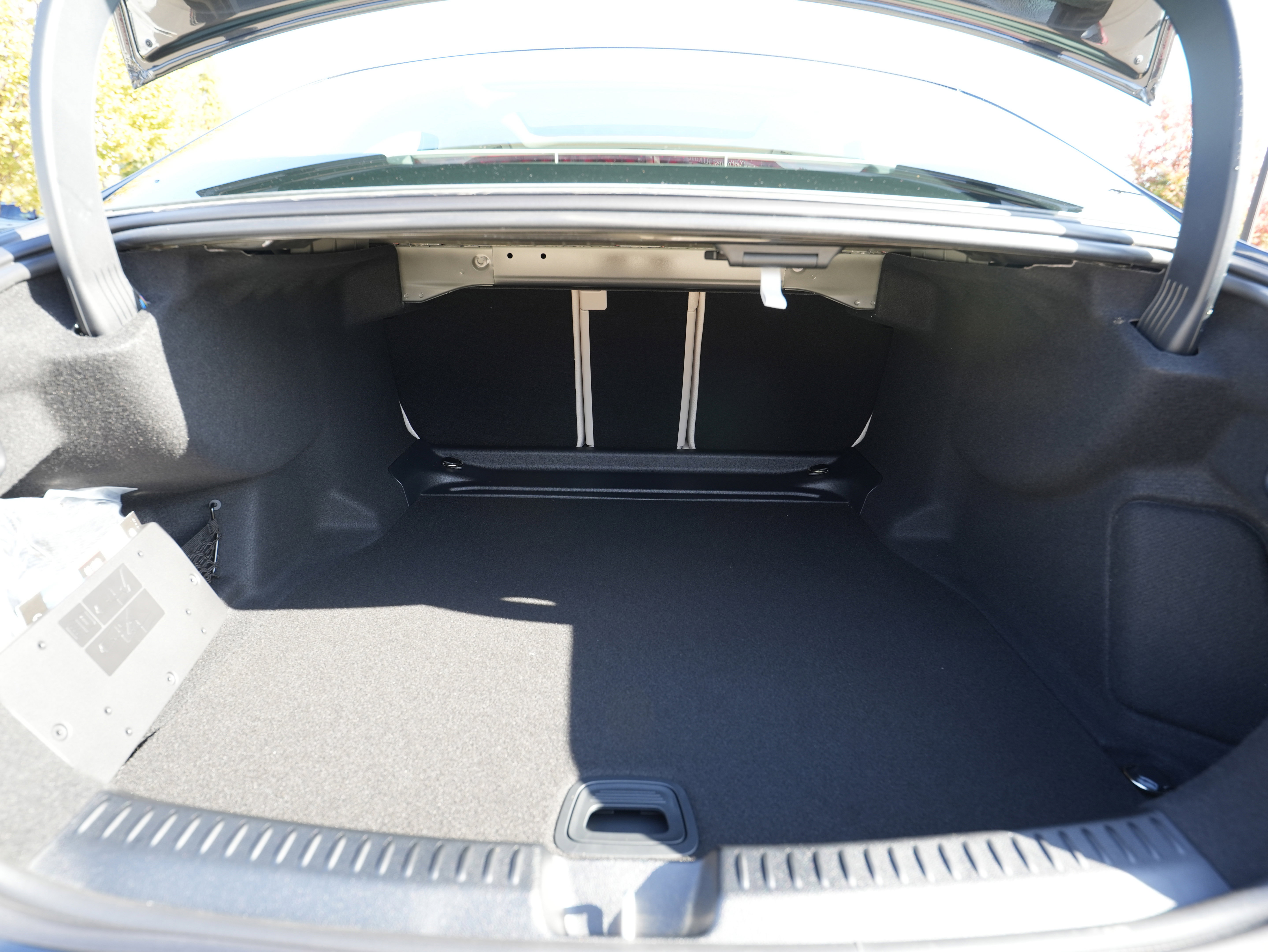 New 2026 Mercedes-Benz E 350 4MATIC Sedan image 17