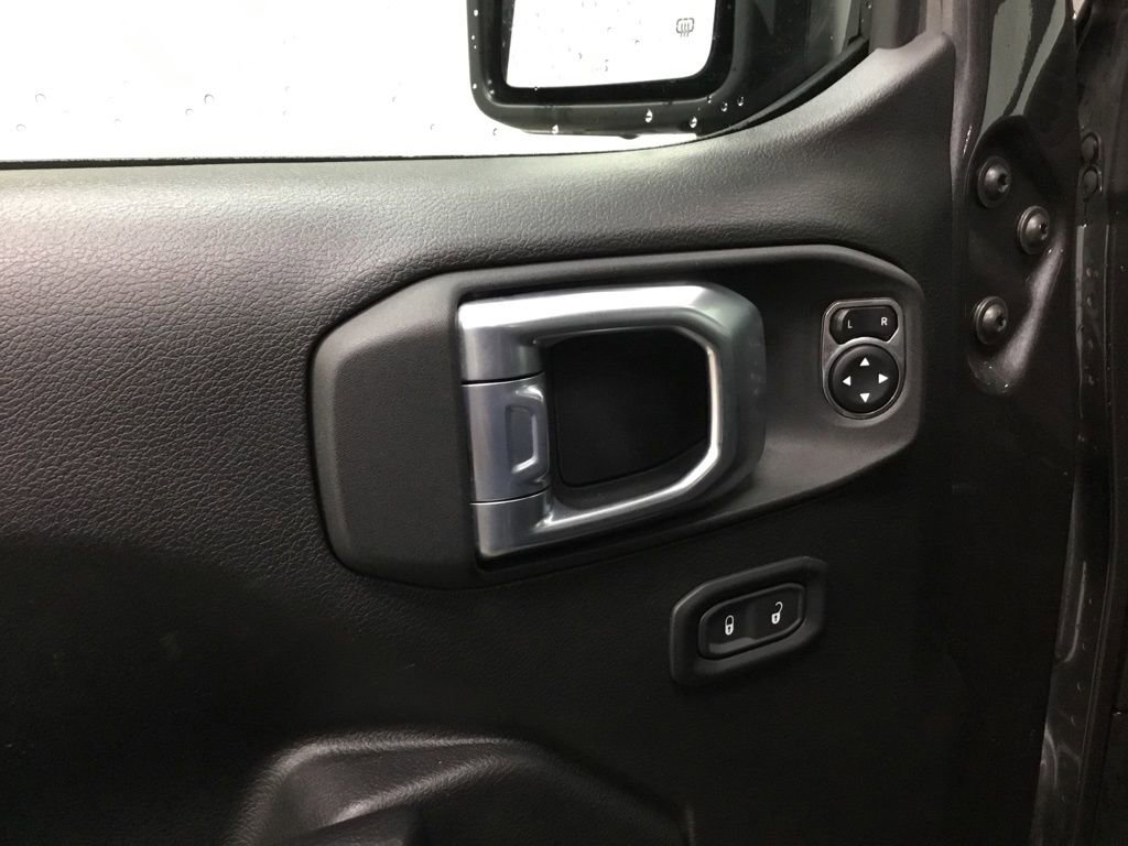 Used 2021 Jeep Wrangler Unlimited Sport image 7