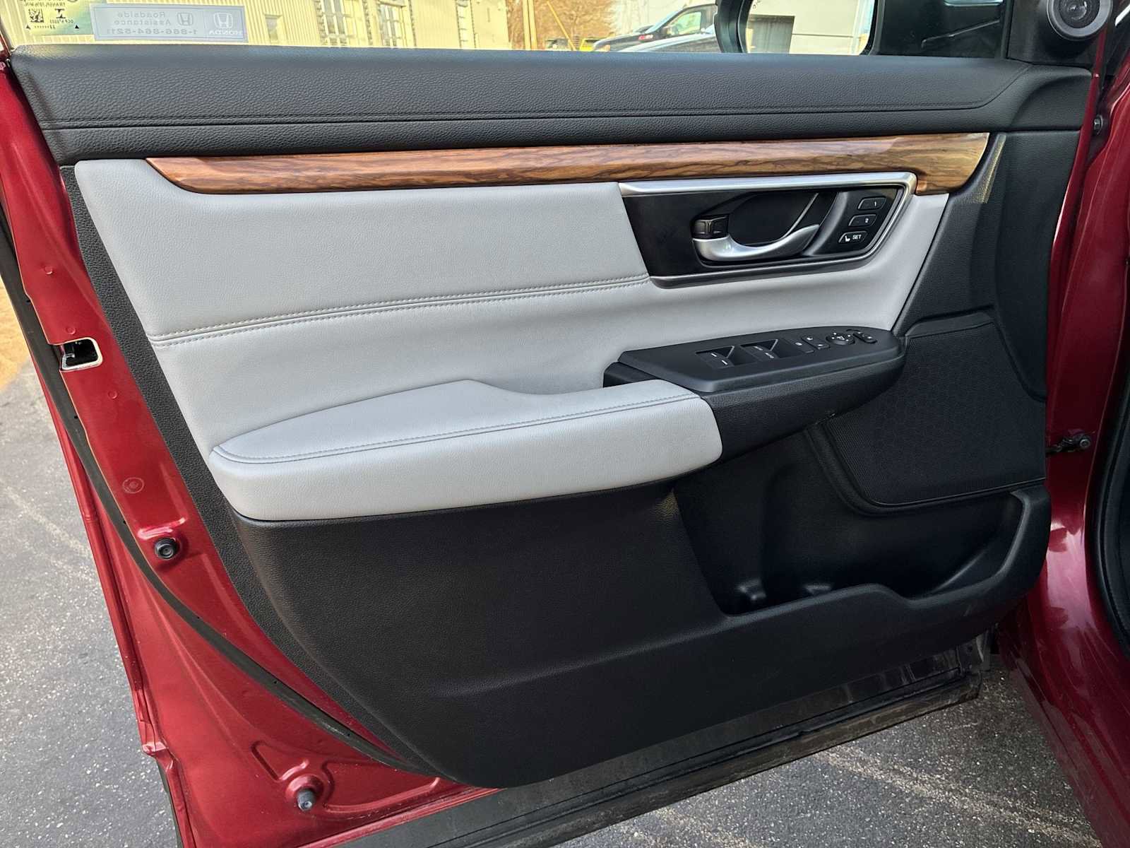 Used 2022 Honda CR-V Touring image 23