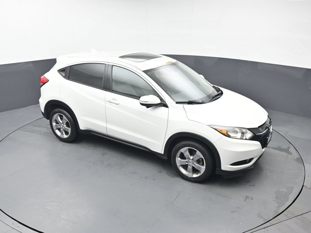 Used 2017 Honda HR-V EX image 37