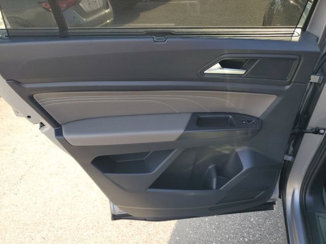 Certified 2023 Volkswagen Atlas SE image 9