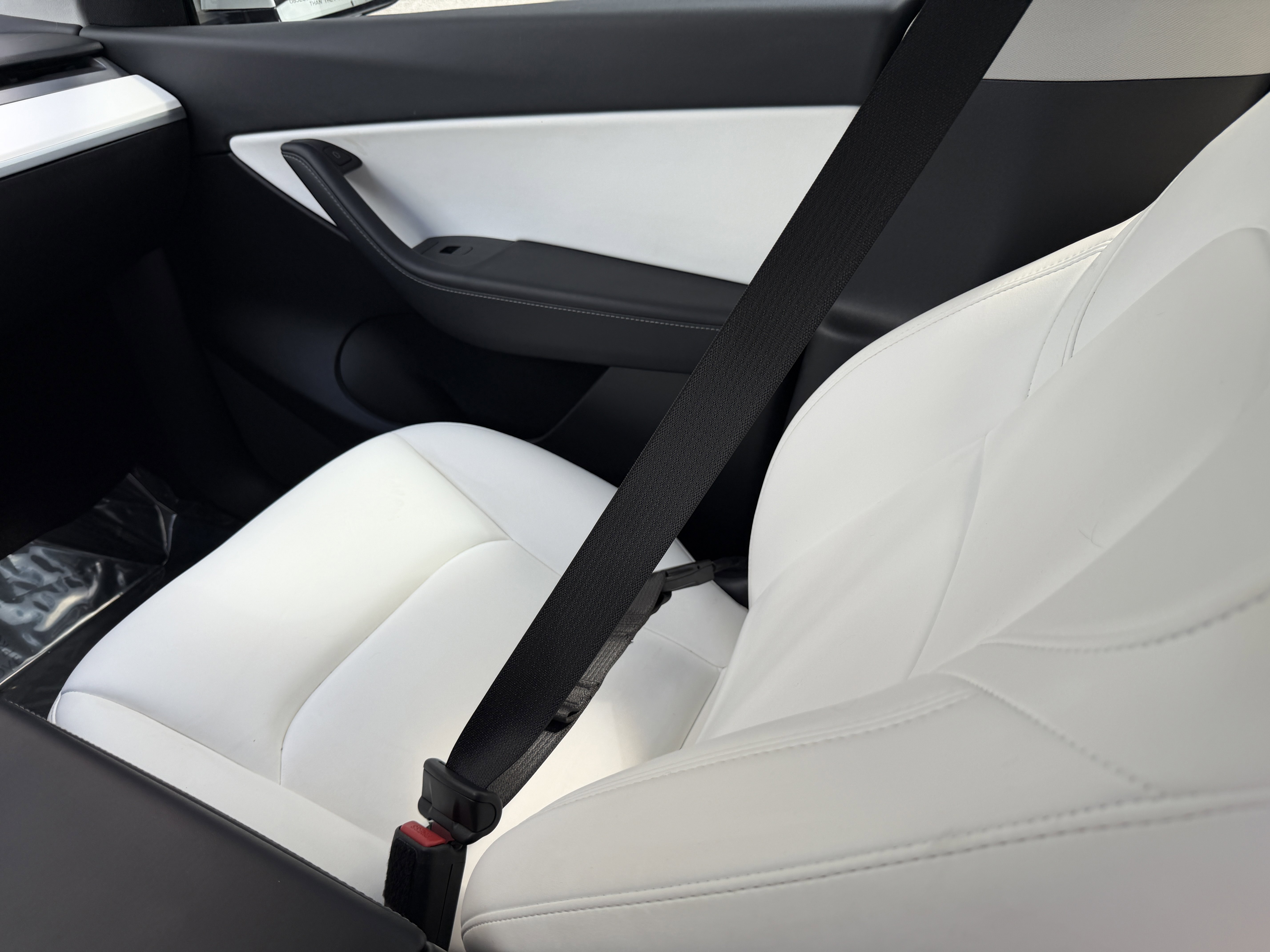 Used 2022 Tesla Model Y Long Range image 20