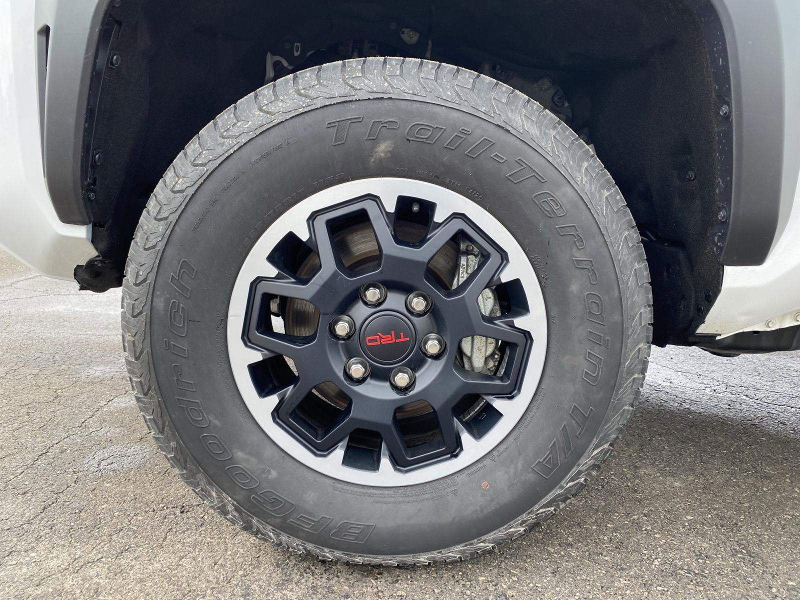 Used 2025 Toyota Tacoma TRD Off-Road image 37