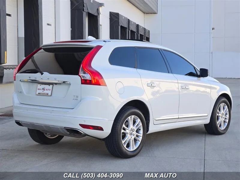 Used 2015 Volvo XC60 T5 Platinum image 8