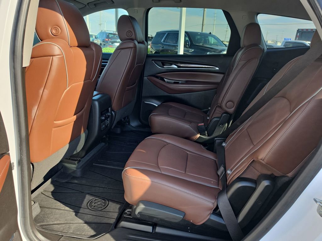 Used 2021 Buick Enclave Avenir w/ Avenir Technology Package image 29