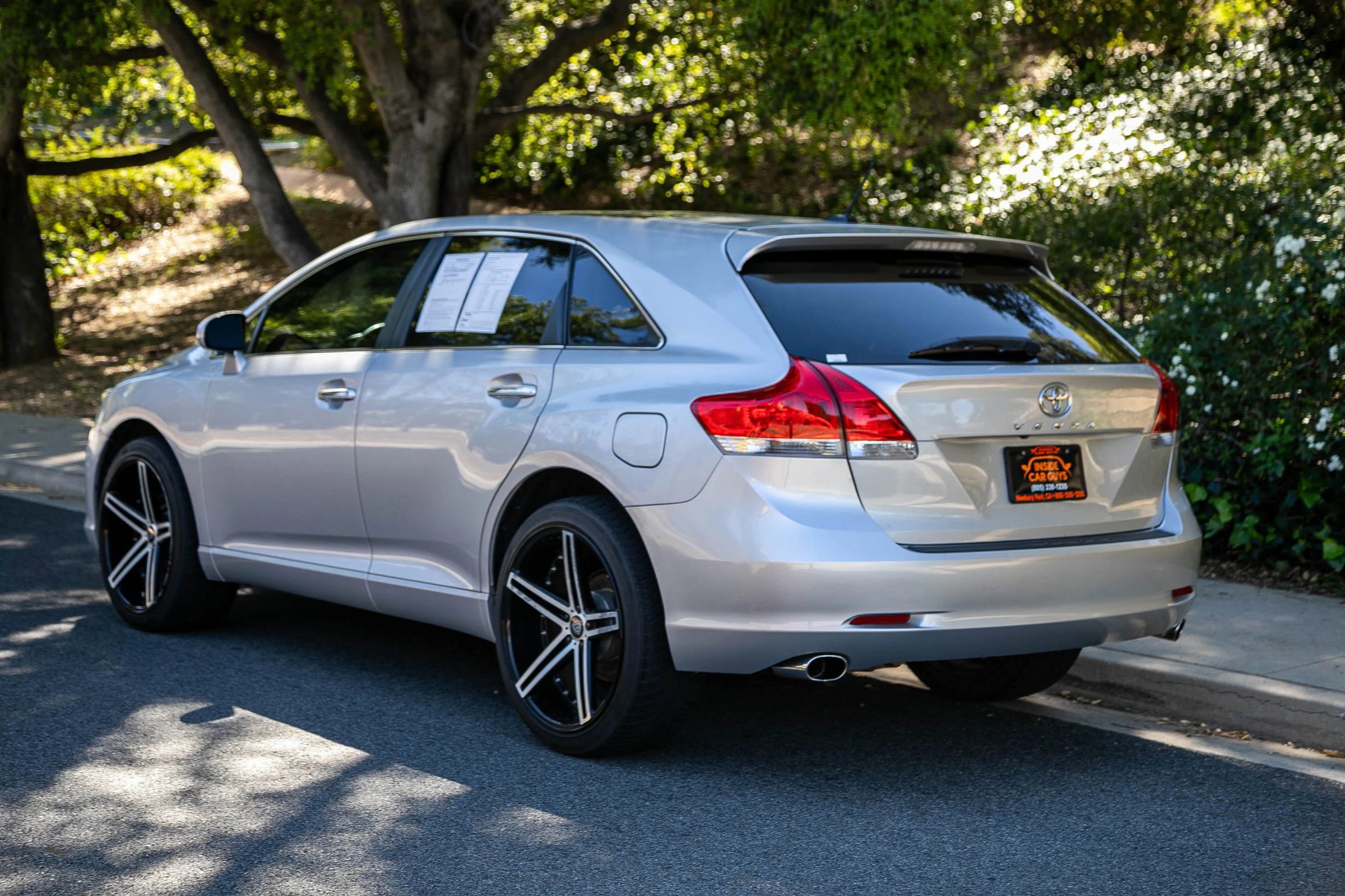 Used 2011 Toyota Venza Wagon 4D w/ Premium Pkg #2 image 6