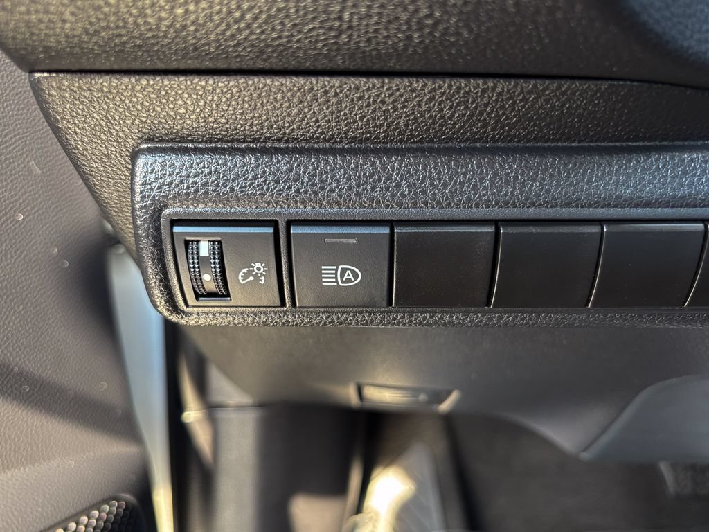 Certified 2025 Toyota Corolla LE w/ LE Premium Package FWD image 25