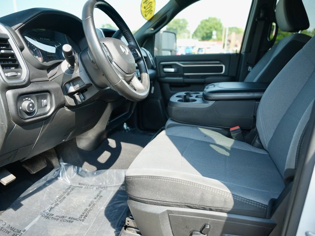 Used 2024 RAM 3500 Big Horn image 13