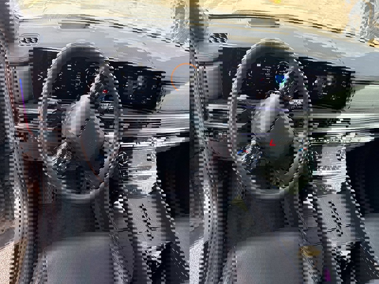 Used 2024 Hyundai Santa Fe Calligraphy image 13