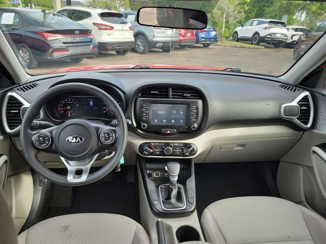 Used 2020 Kia Soul LX FWD image 24