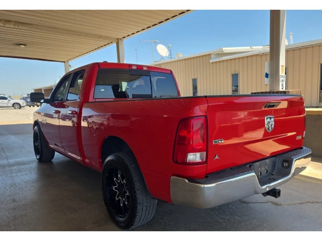 Used 2016 RAM 1500 Classic SLT RWD image 2