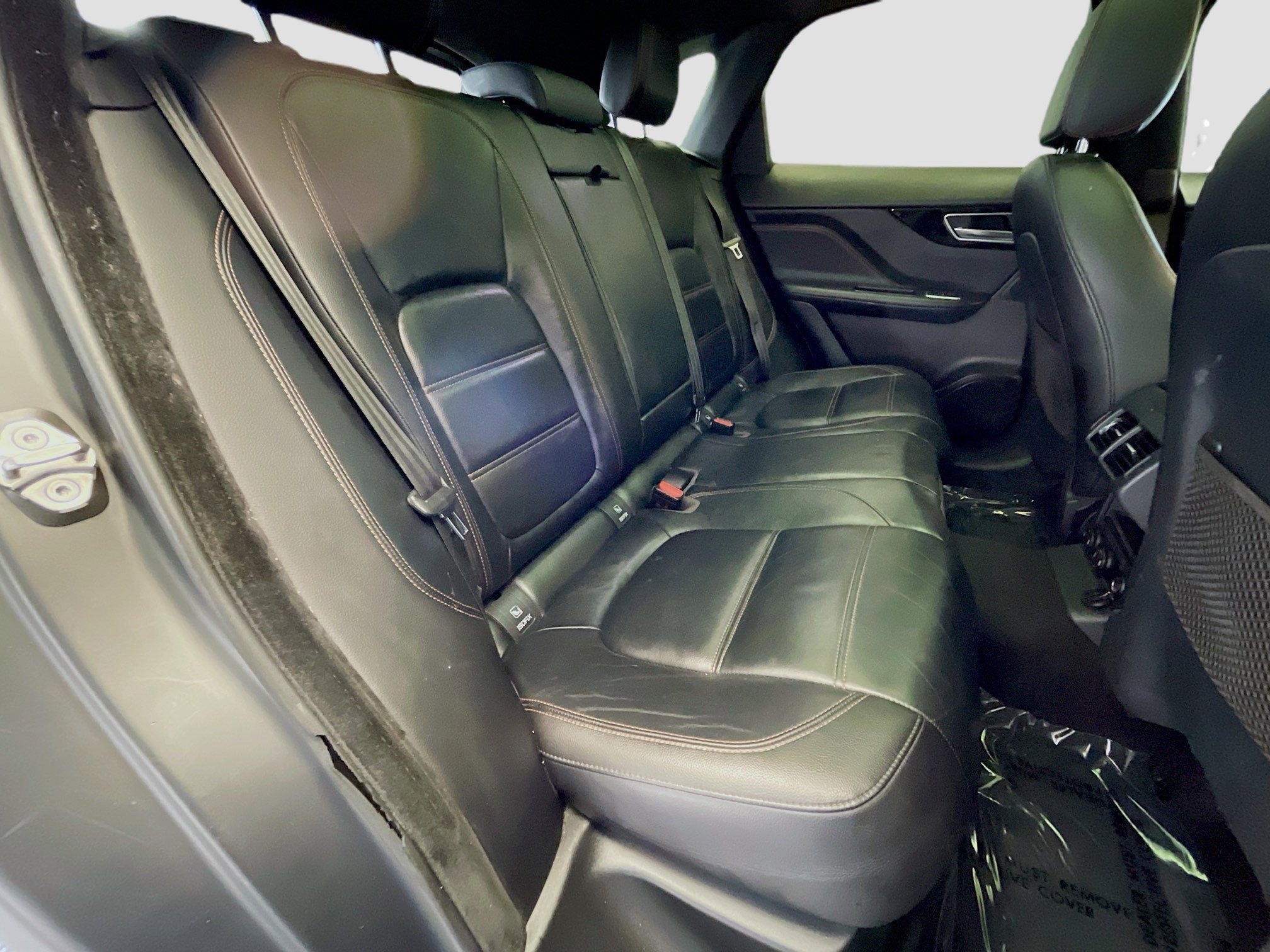 Used 2020 Jaguar F-PACE Prestige image 19