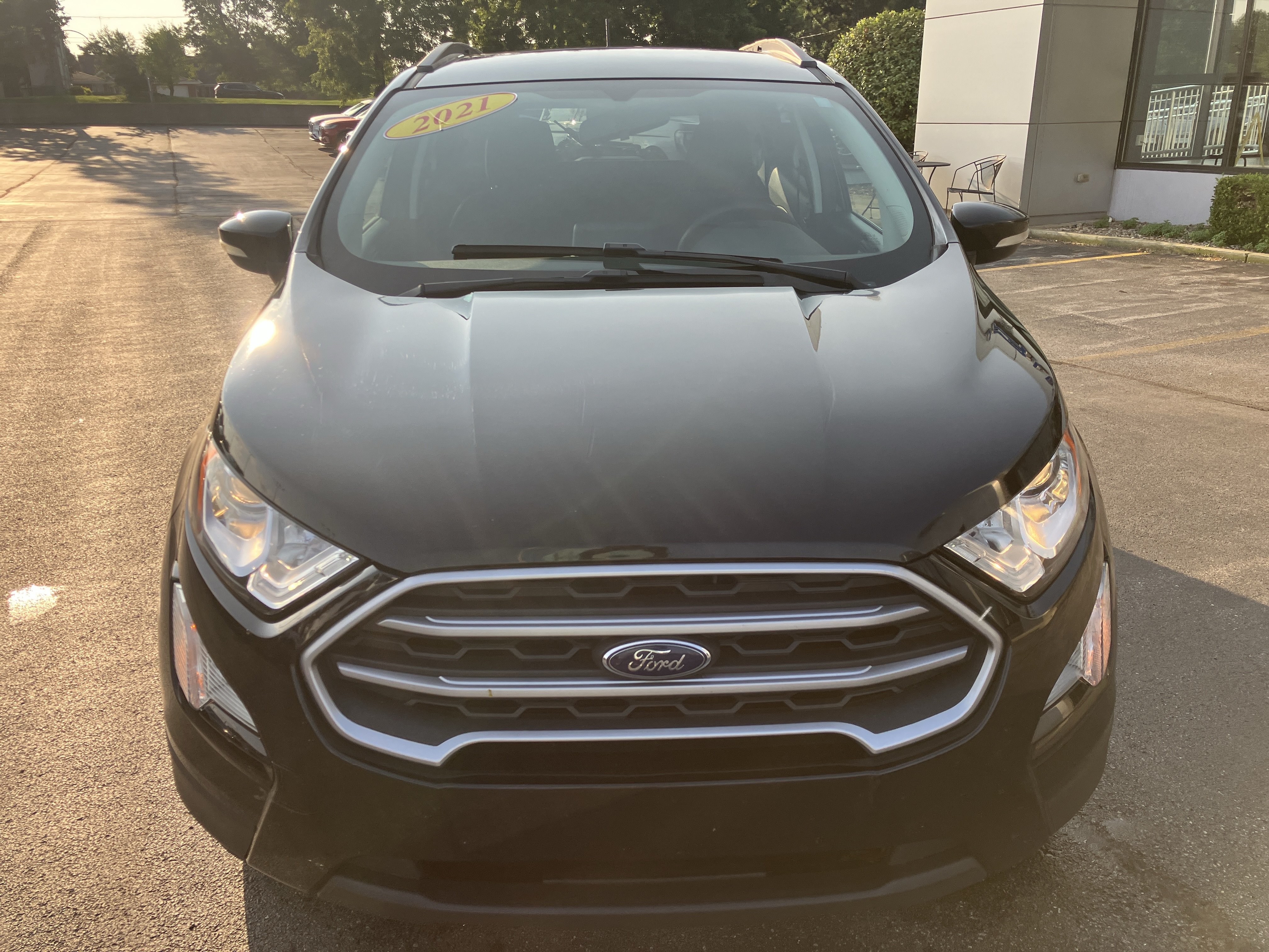 Used 2021 Ford EcoSport SE FWD image 2