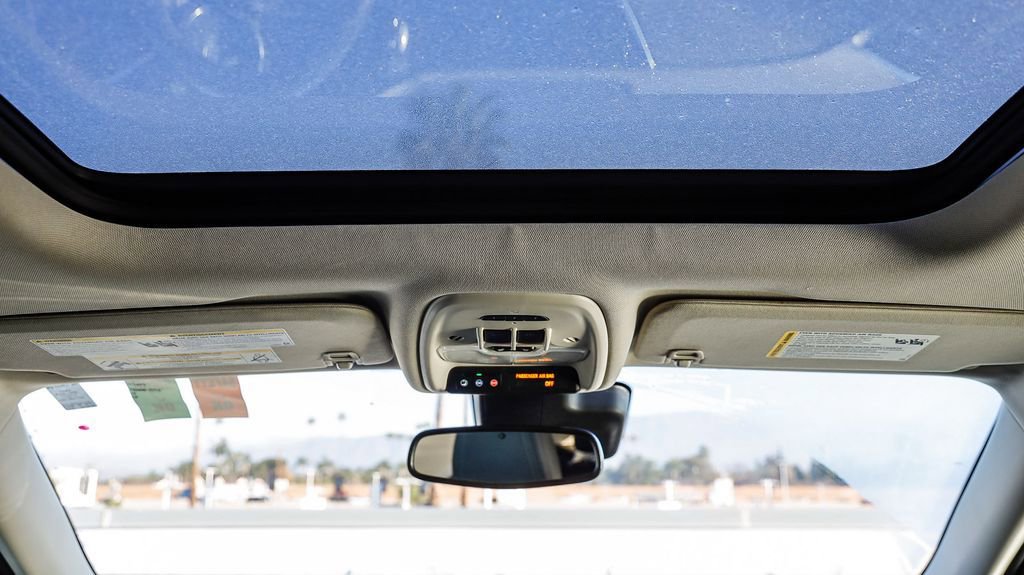 Used 2023 Buick Encore GX Essence w/ Experience Buick Package image 19