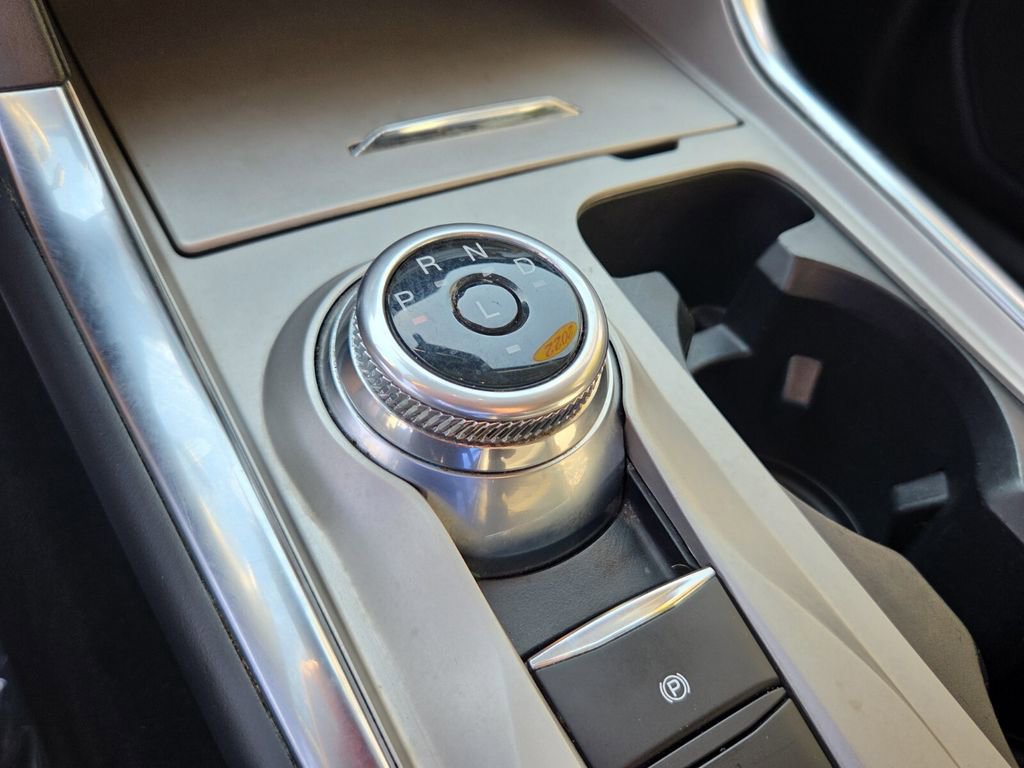 Used 2022 Ford Explorer XLT w/ Equipment Group 202A RWD image 22