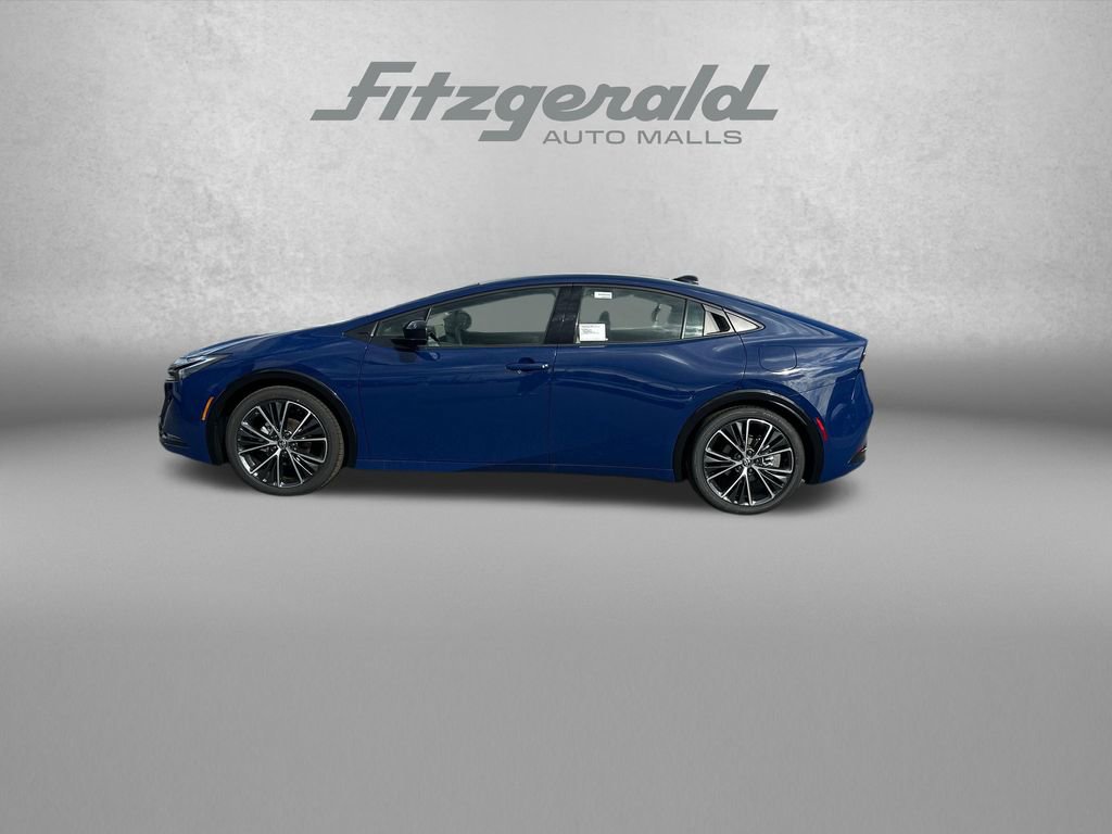 New 2026 Toyota Prius XLE FWD image 4