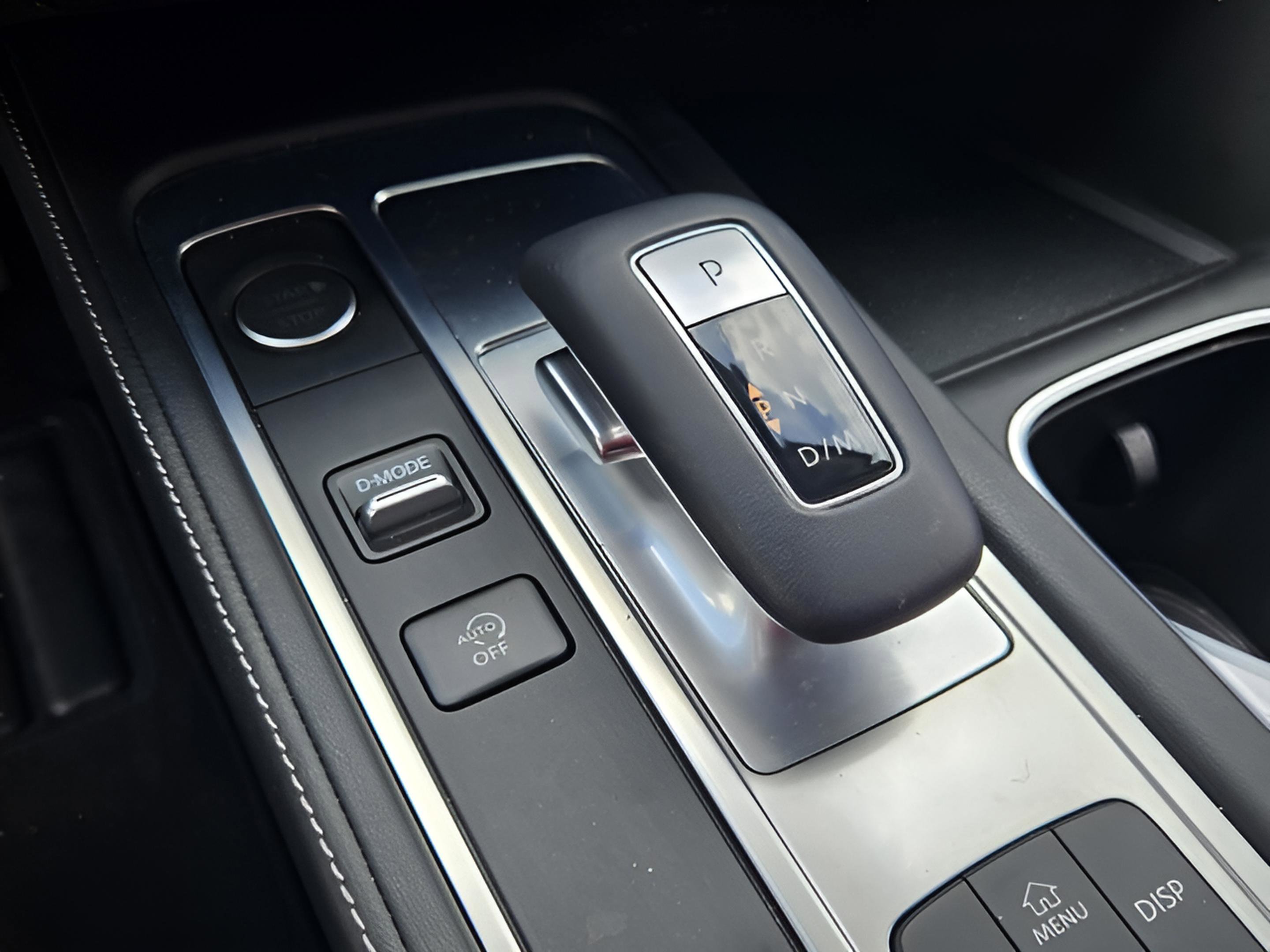 Used 2025 INFINITI QX60 Pure image 16