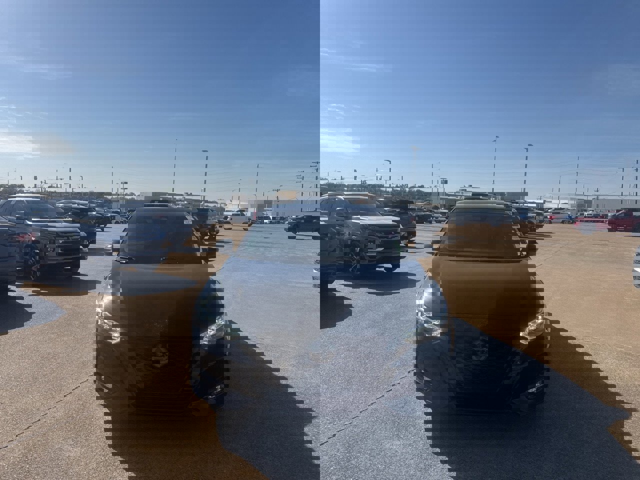 Certified 2022 Nissan Sentra SR w/ Midnight Edition image 4