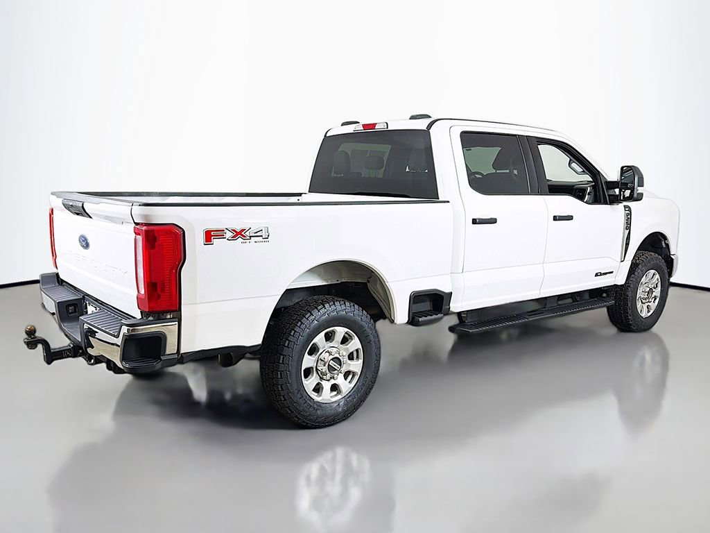 Used 2024 Ford F250 XLT w/ FX4 Off-Road Package AWD/4WD image 5