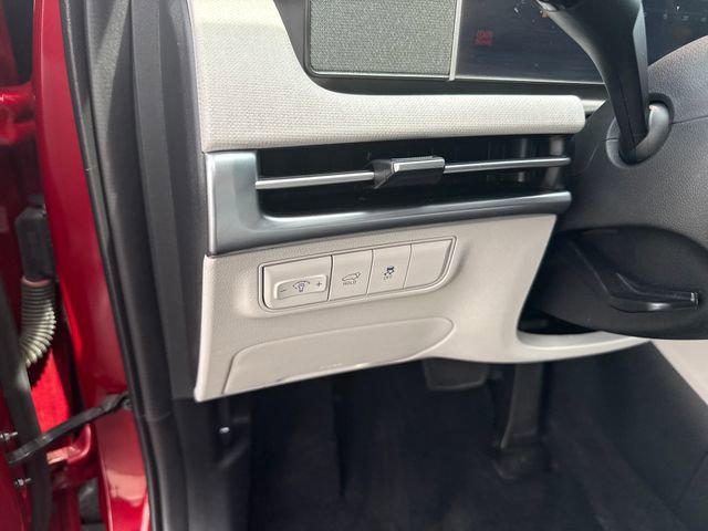 Certified 2025 Hyundai Tucson SEL AWD/4WD image 15