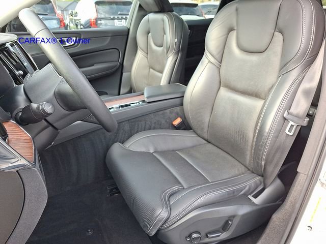 Certified 2023 Volvo XC60 B5 Ultimate w/ Climate Package image 15
