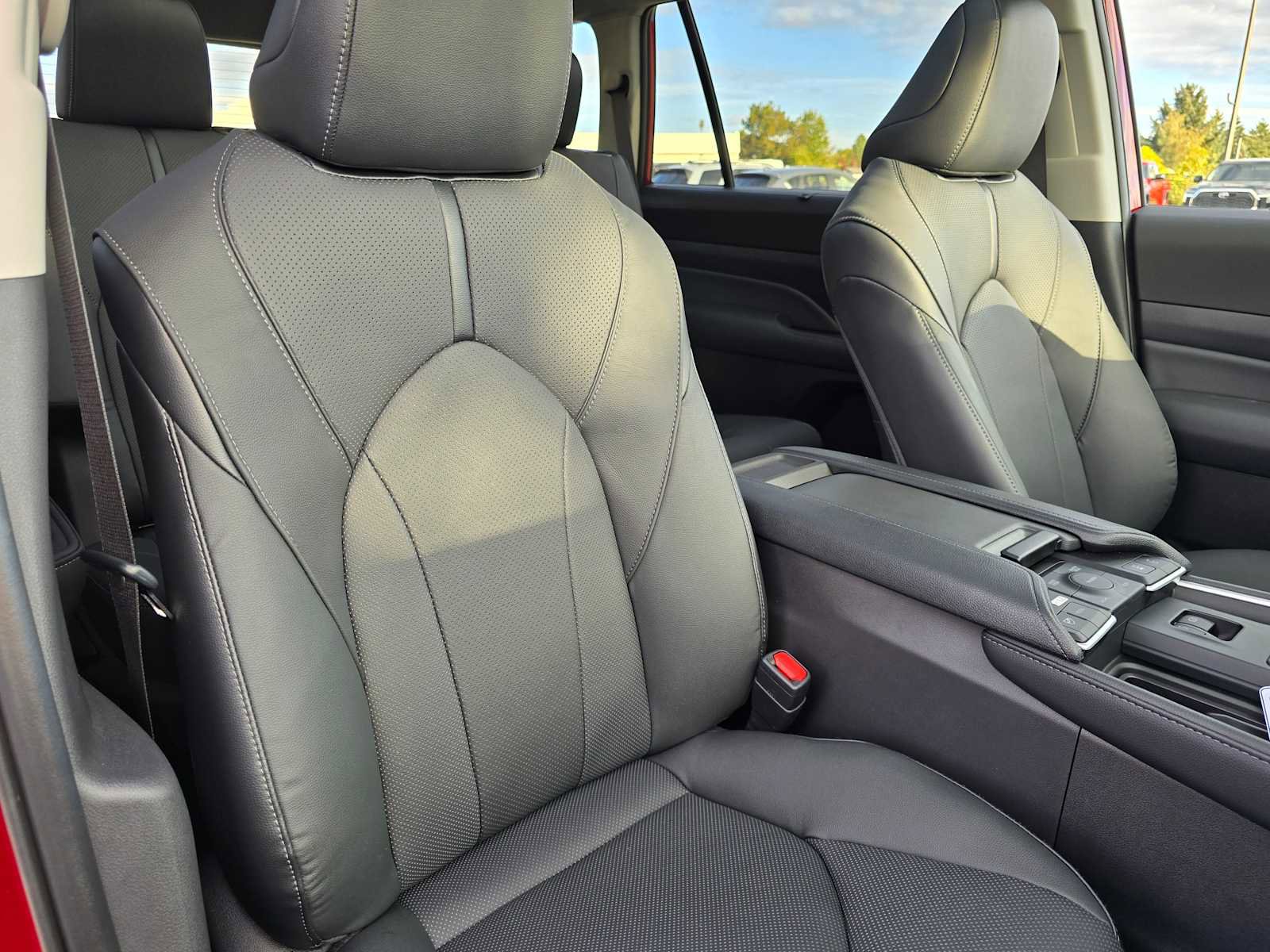 New 2026 Toyota Grand Highlander Limited image 11
